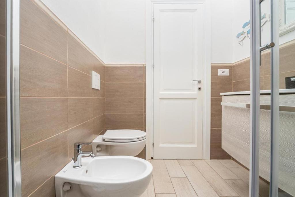 Bellissimo Appartamento Con Veranda Privata Al Centro Di Порто-Ротондо Экстерьер фото