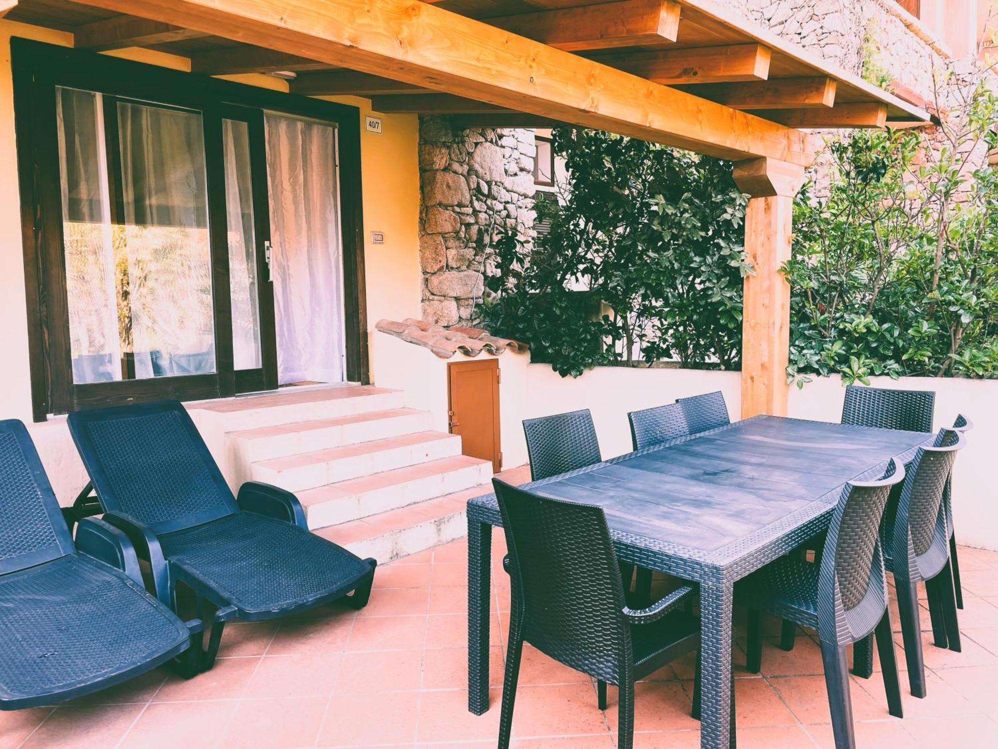 Bellissimo Appartamento Con Veranda Privata Al Centro Di Порто-Ротондо Экстерьер фото